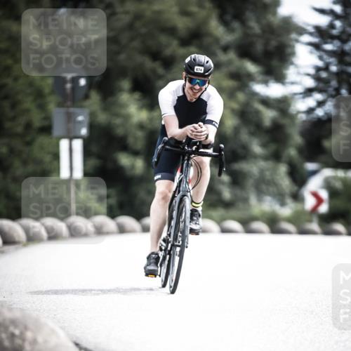 21.06.2026 - 29. Vierlanden-Triathlon H.Heesch http://msf.ph/oto/9905223 21.06.2026 11:41:52 Radfahren 133, 636, 674, 726 meine-sportfotos.de