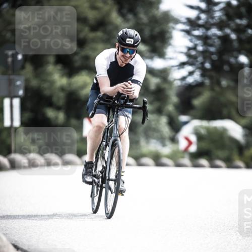 21.06.2026 - 29. Vierlanden-Triathlon H.Heesch http://msf.ph/oto/9905235 21.06.2026 11:41:52 Radfahren 133, 636, 674, 726 meine-sportfotos.de
