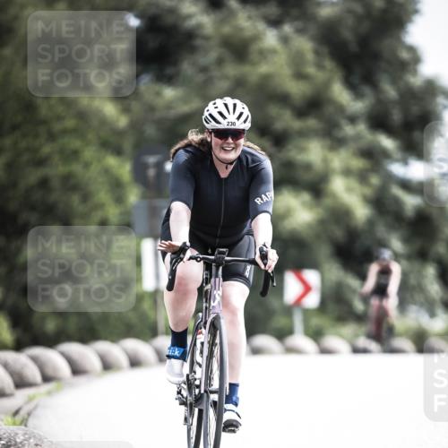 21.06.2026 - 29. Vierlanden-Triathlon H.Heesch http://msf.ph/oto/9905250 21.06.2026 11:38:15 Radfahren 230, 666, 871 meine-sportfotos.de