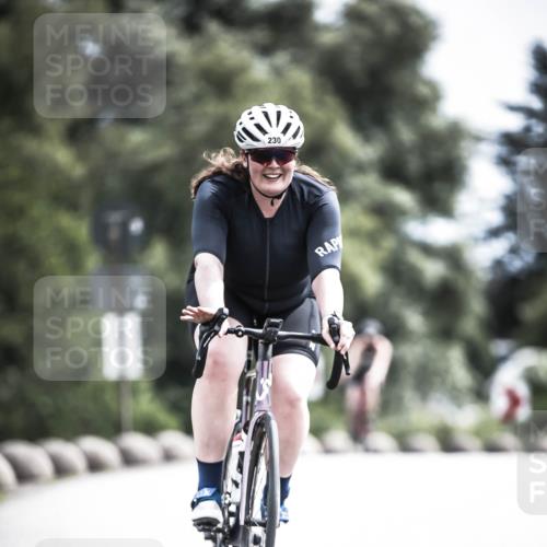 21.06.2026 - 29. Vierlanden-Triathlon H.Heesch http://msf.ph/oto/9905269 21.06.2026 11:38:15 Radfahren 230, 666, 871 meine-sportfotos.de