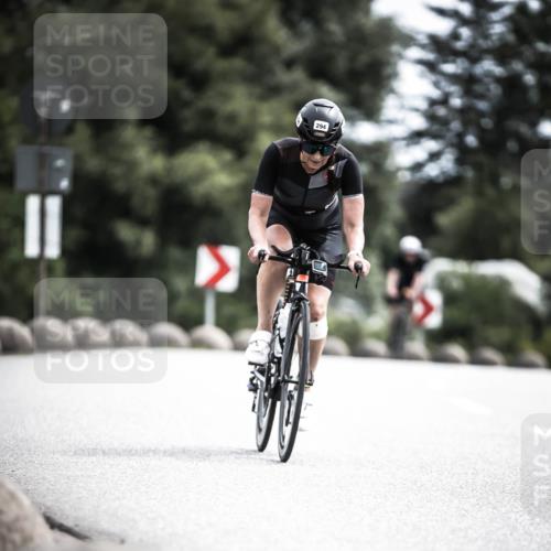 21.06.2026 - 29. Vierlanden-Triathlon H.Heesch http://msf.ph/oto/9905285 21.06.2026 11:42:21 Radfahren 294, 675 meine-sportfotos.de