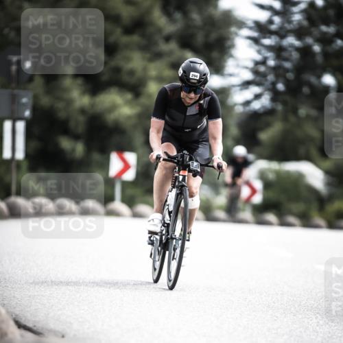 21.06.2026 - 29. Vierlanden-Triathlon H.Heesch http://msf.ph/oto/9905289 21.06.2026 11:42:21 Radfahren 294, 675 meine-sportfotos.de
