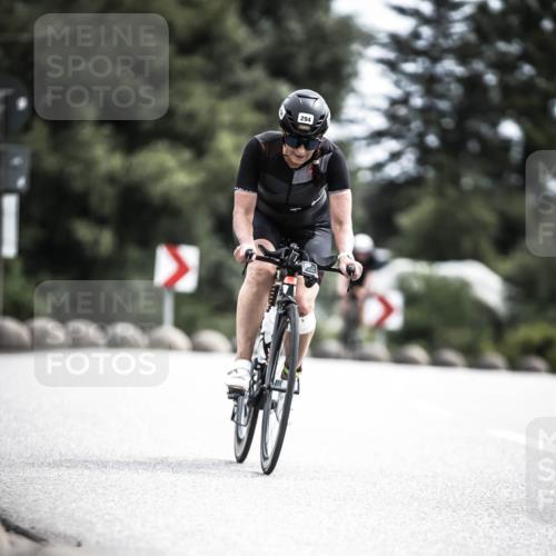 21.06.2026 - 29. Vierlanden-Triathlon H.Heesch http://msf.ph/oto/9905290 21.06.2026 11:42:21 Radfahren 294, 675 meine-sportfotos.de