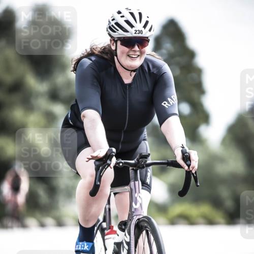 21.06.2026 - 29. Vierlanden-Triathlon H.Heesch http://msf.ph/oto/9905298 21.06.2026 11:38:16 Radfahren 230, 666, 871 meine-sportfotos.de