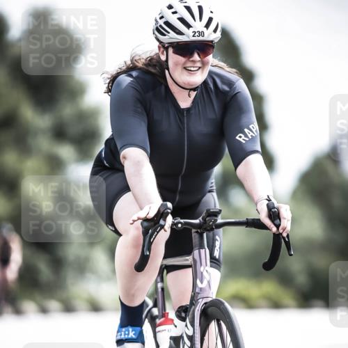 21.06.2026 - 29. Vierlanden-Triathlon H.Heesch http://msf.ph/oto/9905301 21.06.2026 11:38:16 Radfahren 230, 666, 871 meine-sportfotos.de