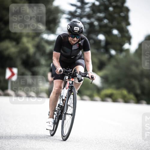 21.06.2026 - 29. Vierlanden-Triathlon H.Heesch http://msf.ph/oto/9905308 21.06.2026 11:42:21 Radfahren 294, 675 meine-sportfotos.de