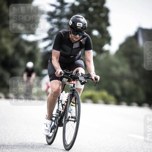 21.06.2026 - 29. Vierlanden-Triathlon H.Heesch http://msf.ph/oto/9905317 21.06.2026 11:42:21 Radfahren 294, 675 meine-sportfotos.de