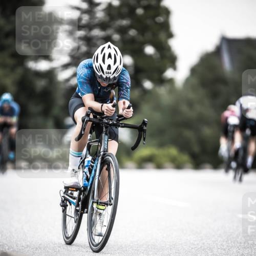 21.06.2026 - 29. Vierlanden-Triathlon H.Heesch http://msf.ph/oto/9905322 21.06.2026 10:23:56 Radfahren 200, 293, 584 meine-sportfotos.de