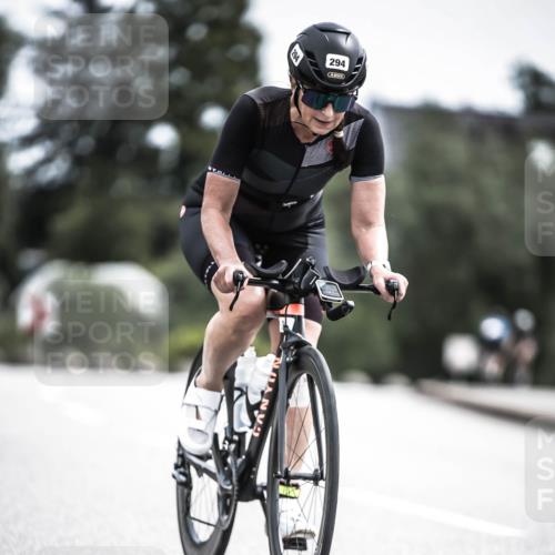 21.06.2026 - 29. Vierlanden-Triathlon H.Heesch http://msf.ph/oto/9905331 21.06.2026 11:42:22 Radfahren 294, 675 meine-sportfotos.de