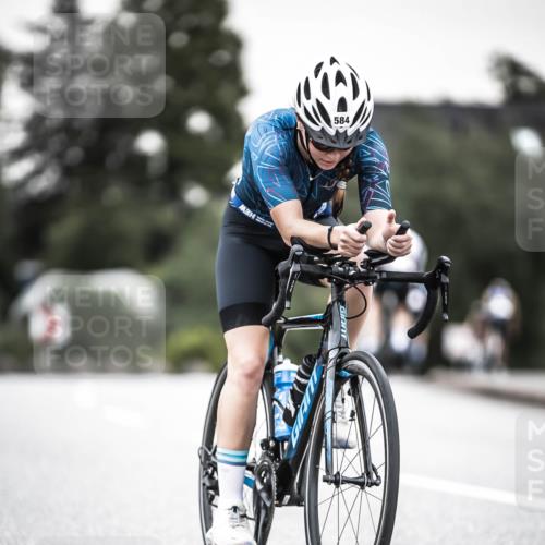 21.06.2026 - 29. Vierlanden-Triathlon H.Heesch http://msf.ph/oto/9905351 21.06.2026 10:23:56 Radfahren 200, 293, 584 meine-sportfotos.de