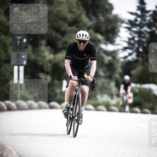 21.06.2026 - 29. Vierlanden-Triathlon H.Heesch http://msf.ph/oto/9905357 21.06.2026 11:42:25 Radfahren 294, 675, 745 meine-sportfotos.de