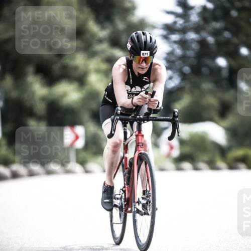 21.06.2026 - 29. Vierlanden-Triathlon H.Heesch http://msf.ph/oto/9905359 21.06.2026 11:38:20 Radfahren 230, 871 meine-sportfotos.de