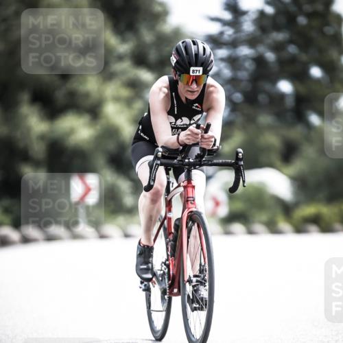 21.06.2026 - 29. Vierlanden-Triathlon H.Heesch http://msf.ph/oto/9905363 21.06.2026 11:38:20 Radfahren 230, 871 meine-sportfotos.de