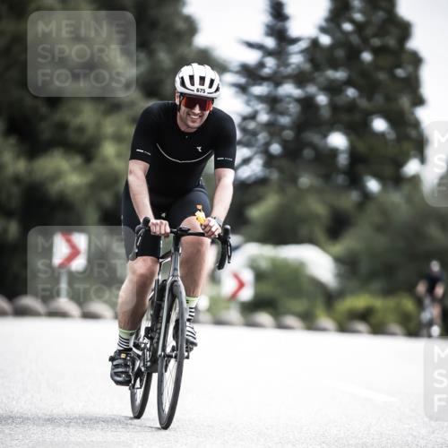 21.06.2026 - 29. Vierlanden-Triathlon H.Heesch http://msf.ph/oto/9905378 21.06.2026 11:42:26 Radfahren 158, 650, 675, 727, 745 meine-sportfotos.de