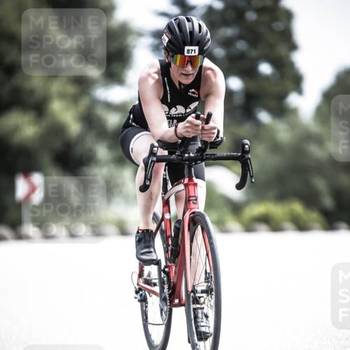 21.06.2026 - 29. Vierlanden-Triathlon H.Heesch http://msf.ph/oto/9905380 21.06.2026 11:38:20 Radfahren 230, 871 meine-sportfotos.de