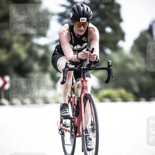 21.06.2026 - 29. Vierlanden-Triathlon H.Heesch http://msf.ph/oto/9905388 21.06.2026 11:38:20 Radfahren 230, 871 meine-sportfotos.de