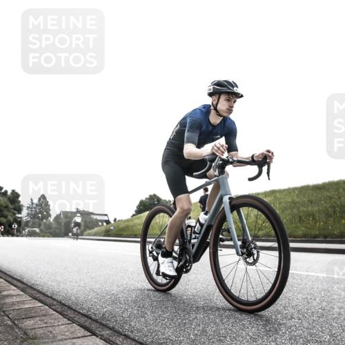 21.06.2026 - 29. Vierlanden-Triathlon H.Heesch http://msf.ph/oto/9905392 21.06.2026 11:06:42 Radfahren 650, 674, 689, 691 meine-sportfotos.de
