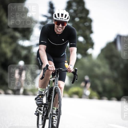 21.06.2026 - 29. Vierlanden-Triathlon H.Heesch http://msf.ph/oto/9905400 21.06.2026 11:42:26 Radfahren 158, 650, 675, 727, 745 meine-sportfotos.de