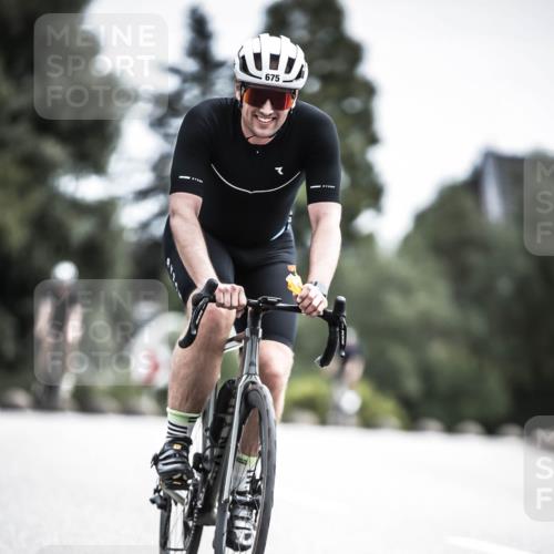 21.06.2026 - 29. Vierlanden-Triathlon H.Heesch http://msf.ph/oto/9905403 21.06.2026 11:42:26 Radfahren 158, 650, 675, 727, 745 meine-sportfotos.de