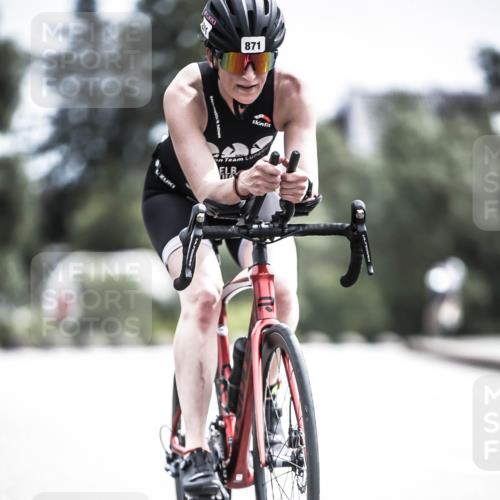 21.06.2026 - 29. Vierlanden-Triathlon H.Heesch http://msf.ph/oto/9905410 21.06.2026 11:38:20 Radfahren 230, 871 meine-sportfotos.de