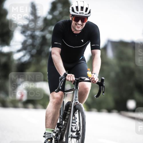 21.06.2026 - 29. Vierlanden-Triathlon H.Heesch http://msf.ph/oto/9905412 21.06.2026 11:42:26 Radfahren 158, 650, 675, 727, 745 meine-sportfotos.de