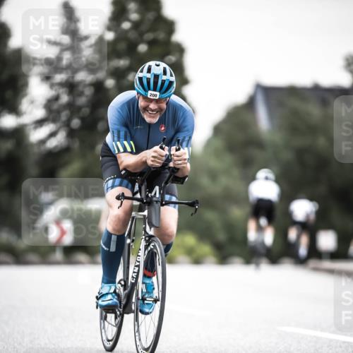 21.06.2026 - 29. Vierlanden-Triathlon H.Heesch http://msf.ph/oto/9905419 21.06.2026 10:23:59 Radfahren 200, 293, 496, 584 meine-sportfotos.de