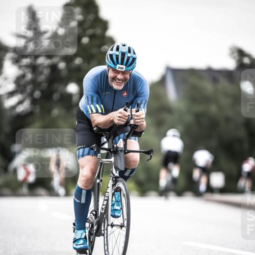21.06.2026 - 29. Vierlanden-Triathlon H.Heesch http://msf.ph/oto/9905425 21.06.2026 10:23:59 Radfahren 200, 293, 496, 584 meine-sportfotos.de