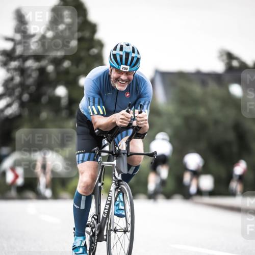 21.06.2026 - 29. Vierlanden-Triathlon H.Heesch http://msf.ph/oto/9905428 21.06.2026 10:23:59 Radfahren 200, 293, 496, 584 meine-sportfotos.de