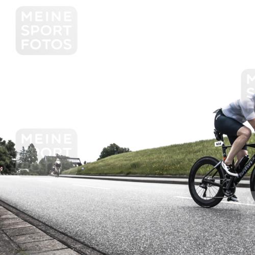 21.06.2026 - 29. Vierlanden-Triathlon H.Heesch http://msf.ph/oto/9905429 21.06.2026 11:07:18 Radfahren 165, 256, 634 meine-sportfotos.de