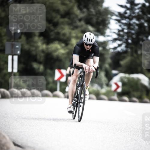 21.06.2026 - 29. Vierlanden-Triathlon H.Heesch http://msf.ph/oto/9905430 21.06.2026 11:42:29 Radfahren 158, 223, 650, 675, 727, 740, 745 meine-sportfotos.de
