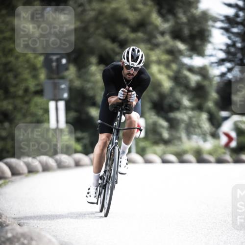 21.06.2026 - 29. Vierlanden-Triathlon H.Heesch http://msf.ph/oto/9905443 21.06.2026 11:38:31 Radfahren 15, 253, 661, 673 meine-sportfotos.de