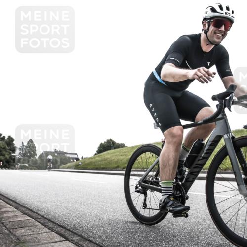 21.06.2026 - 29. Vierlanden-Triathlon H.Heesch http://msf.ph/oto/9905447 21.06.2026 11:07:55 Radfahren 142, 675, 682 meine-sportfotos.de