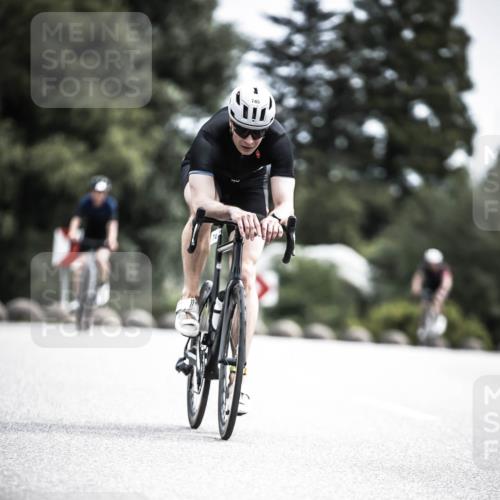 21.06.2026 - 29. Vierlanden-Triathlon H.Heesch http://msf.ph/oto/9905450 21.06.2026 11:42:30 Radfahren 158, 223, 650, 675, 727, 740, 745 meine-sportfotos.de