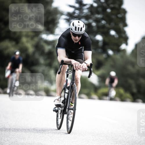 21.06.2026 - 29. Vierlanden-Triathlon H.Heesch http://msf.ph/oto/9905459 21.06.2026 11:42:30 Radfahren 158, 223, 650, 675, 727, 740, 745 meine-sportfotos.de