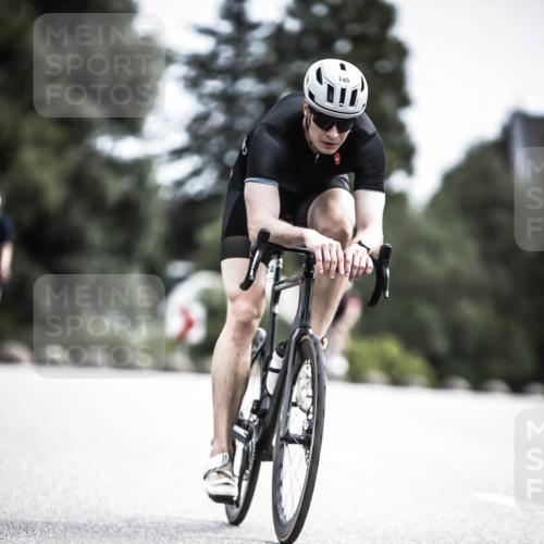 21.06.2026 - 29. Vierlanden-Triathlon H.Heesch http://msf.ph/oto/9905469 21.06.2026 11:42:30 Radfahren 158, 223, 650, 675, 727, 740, 745 meine-sportfotos.de