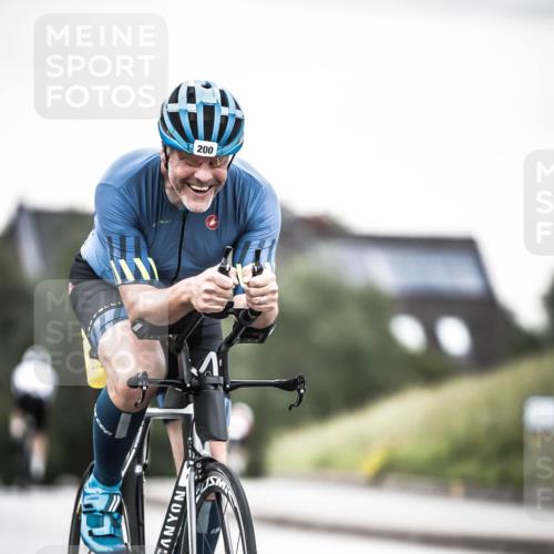 21.06.2026 - 29. Vierlanden-Triathlon H.Heesch http://msf.ph/oto/9905470 21.06.2026 10:23:59 Radfahren 200, 293, 496, 584 meine-sportfotos.de