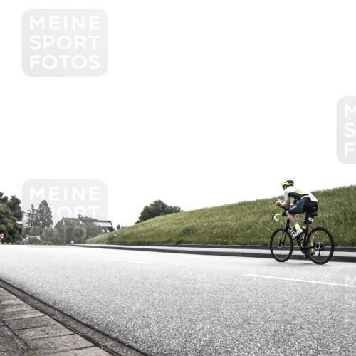 21.06.2026 - 29. Vierlanden-Triathlon H.Heesch http://msf.ph/oto/9905474 21.06.2026 11:09:07 Radfahren 525 meine-sportfotos.de