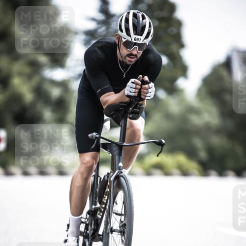 21.06.2026 - 29. Vierlanden-Triathlon H.Heesch http://msf.ph/oto/9905501 21.06.2026 11:38:31 Radfahren 15, 253, 661, 673 meine-sportfotos.de