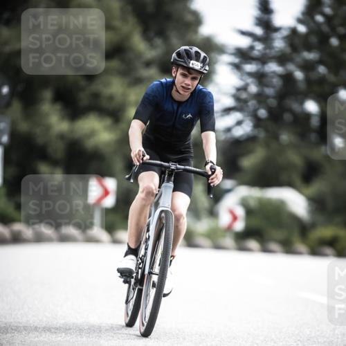 21.06.2026 - 29. Vierlanden-Triathlon H.Heesch http://msf.ph/oto/9905505 21.06.2026 11:42:33 Radfahren 158, 223, 650, 727, 740, 745 meine-sportfotos.de