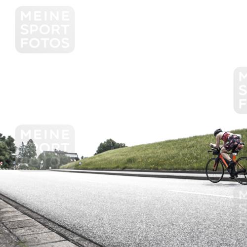 21.06.2026 - 29. Vierlanden-Triathlon H.Heesch http://msf.ph/oto/9905507 21.06.2026 11:09:51 Radfahren 724 meine-sportfotos.de