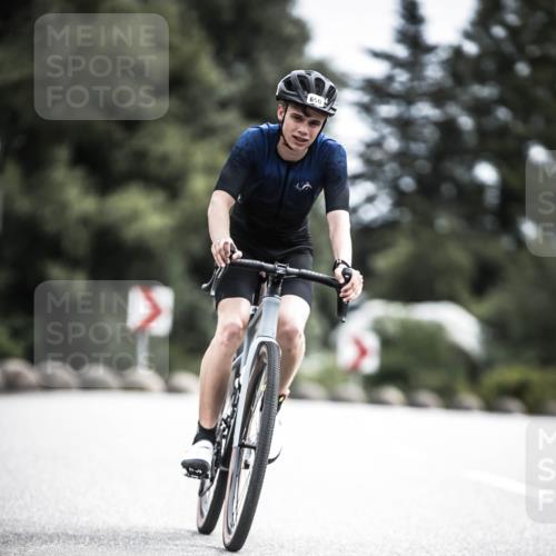 21.06.2026 - 29. Vierlanden-Triathlon H.Heesch http://msf.ph/oto/9905508 21.06.2026 11:42:33 Radfahren 158, 223, 650, 727, 740, 745 meine-sportfotos.de