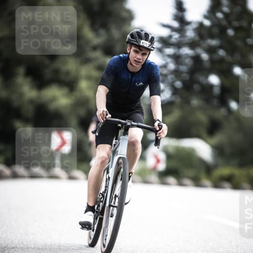 21.06.2026 - 29. Vierlanden-Triathlon H.Heesch http://msf.ph/oto/9905511 21.06.2026 11:42:33 Radfahren 158, 223, 650, 727, 740, 745 meine-sportfotos.de
