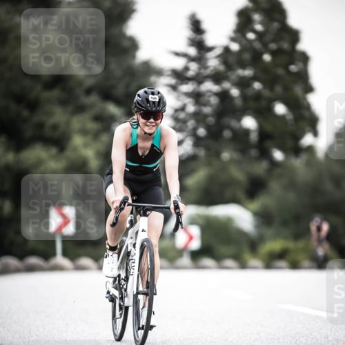 21.06.2026 - 29. Vierlanden-Triathlon H.Heesch http://msf.ph/oto/9905517 21.06.2026 10:24:05 Radfahren 32, 293, 335, 496 meine-sportfotos.de