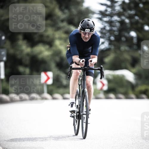 21.06.2026 - 29. Vierlanden-Triathlon H.Heesch http://msf.ph/oto/9905520 21.06.2026 11:39:05 Radfahren 816 meine-sportfotos.de