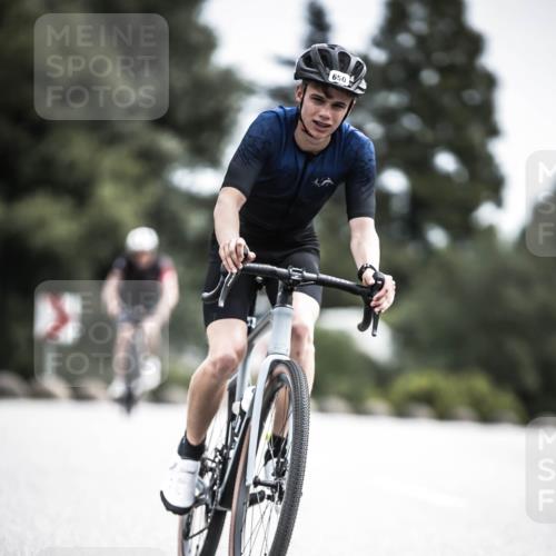 21.06.2026 - 29. Vierlanden-Triathlon H.Heesch http://msf.ph/oto/9905524 21.06.2026 11:42:33 Radfahren 158, 223, 650, 727, 740, 745 meine-sportfotos.de