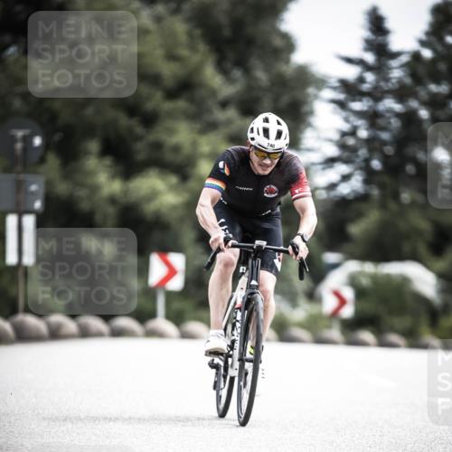 21.06.2026 - 29. Vierlanden-Triathlon H.Heesch http://msf.ph/oto/9905541 21.06.2026 11:42:35 Radfahren 158, 223, 650, 718, 727, 740 meine-sportfotos.de