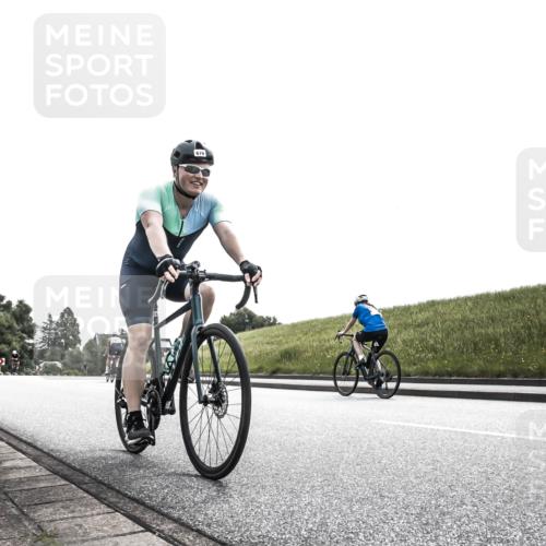 21.06.2026 - 29. Vierlanden-Triathlon H.Heesch http://msf.ph/oto/9905558 21.06.2026 11:10:58 Radfahren 679 meine-sportfotos.de