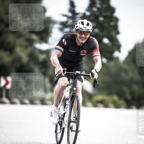 21.06.2026 - 29. Vierlanden-Triathlon H.Heesch http://msf.ph/oto/9905567 21.06.2026 11:42:36 Radfahren 158, 223, 650, 718, 727, 740 meine-sportfotos.de