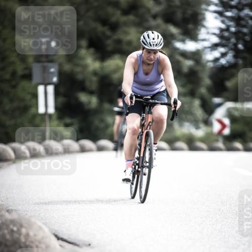 21.06.2026 - 29. Vierlanden-Triathlon H.Heesch http://msf.ph/oto/9905583 21.06.2026 11:39:54 Radfahren 647, 685, 721, 830 meine-sportfotos.de