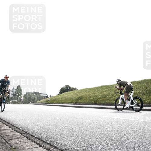 21.06.2026 - 29. Vierlanden-Triathlon H.Heesch http://msf.ph/oto/9905584 21.06.2026 11:11:17 Radfahren 137, 138, 299, 489 meine-sportfotos.de